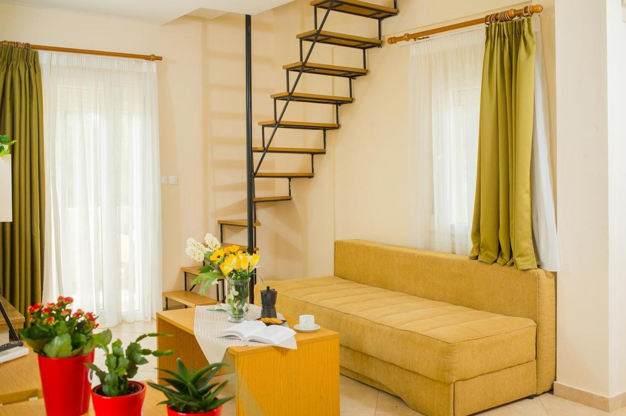 Monopetro Apartment เมตามอร์โฟซี ภายนอก รูปภาพ