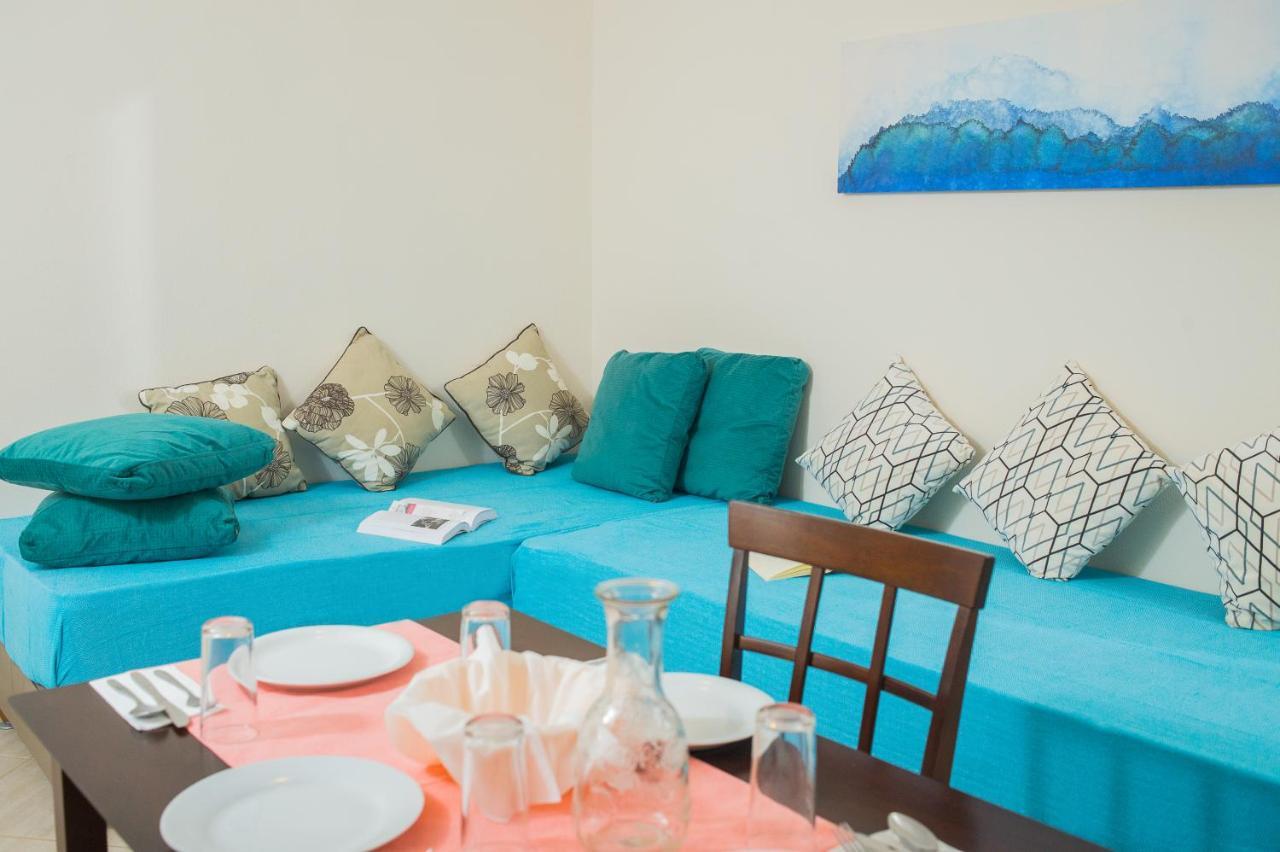 Monopetro Apartment เมตามอร์โฟซี ภายนอก รูปภาพ