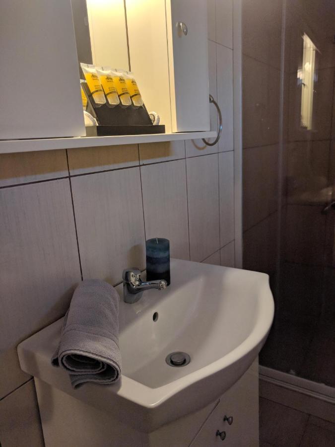 Monopetro Apartment เมตามอร์โฟซี ภายนอก รูปภาพ